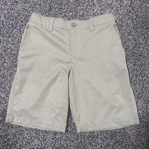 Under Armour Boys Light Gray Flat Front Shorts Size 12